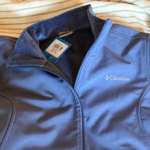 Columbia Blue Women's Softshell Jacket